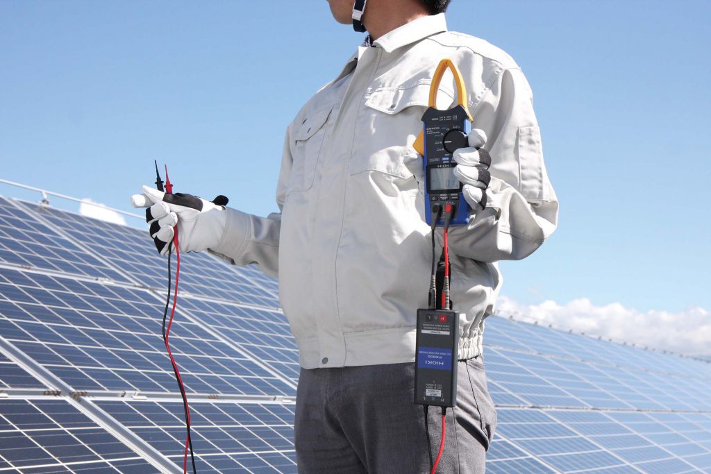 bảo trì hệ thống điện năng lượng mặt trời